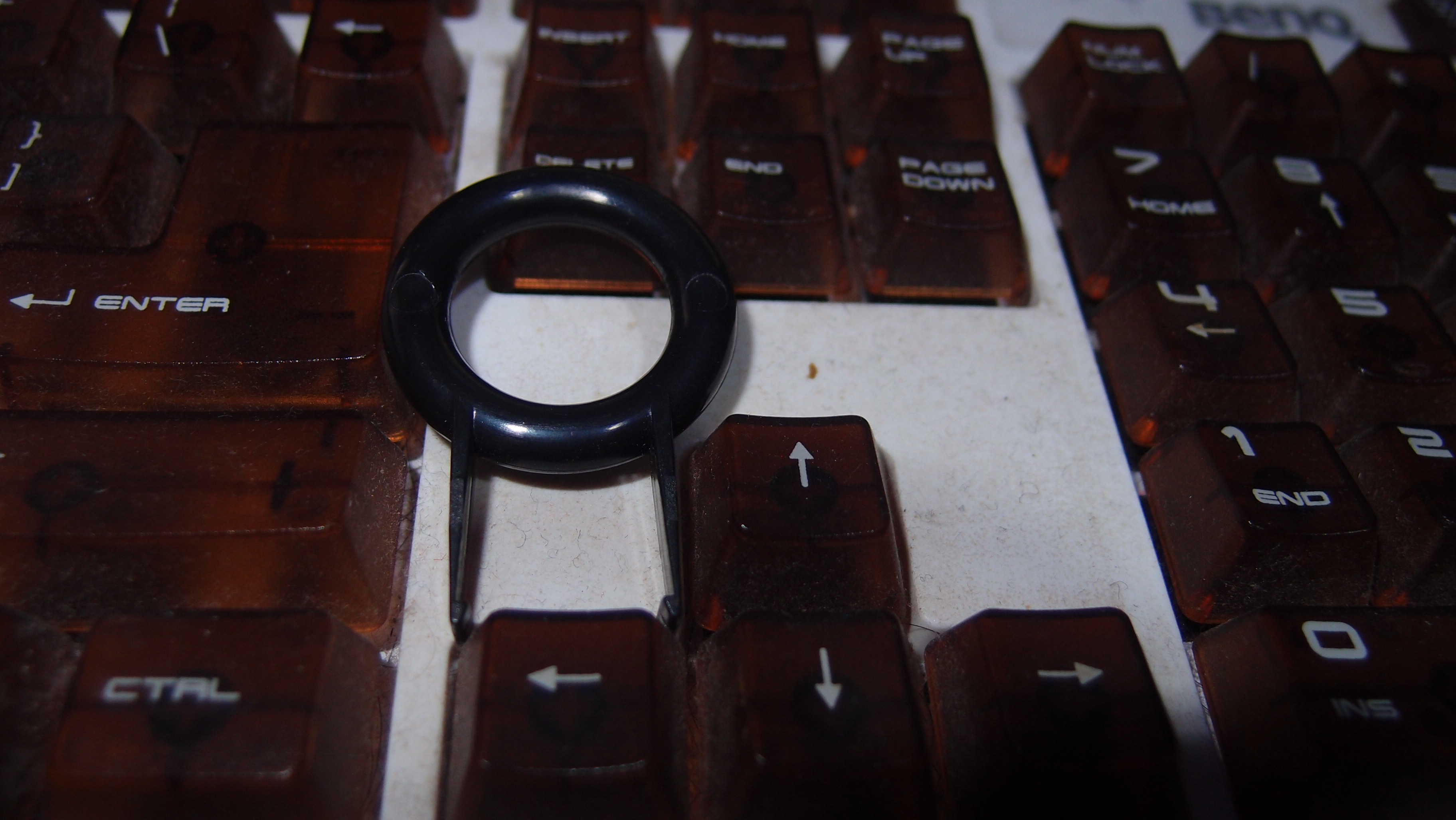 电脑键盘太脏教您一招清洁键盘,机械键盘清洗方法小妙招图解