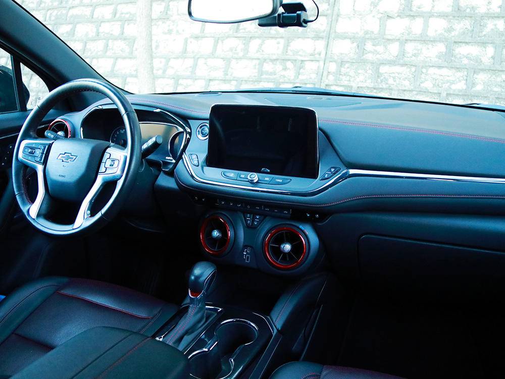 雪佛兰开拓者rs悍版和rs擎版区别,七座suv雪佛兰开拓者混动版