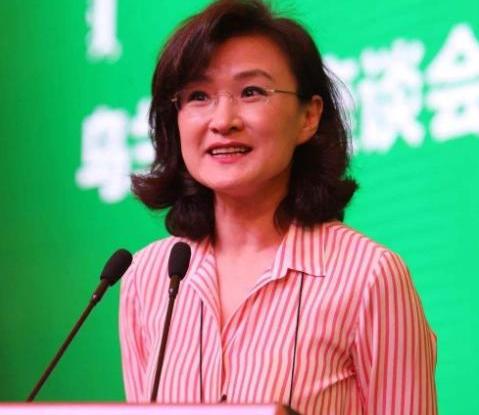 中央节目主持人董倩现在干嘛呢,董倩主持人最近的消息