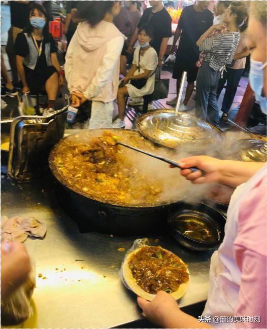 开封夜市小吃一条街推荐炒凉粉,开封鼓楼夜市炒凉粉