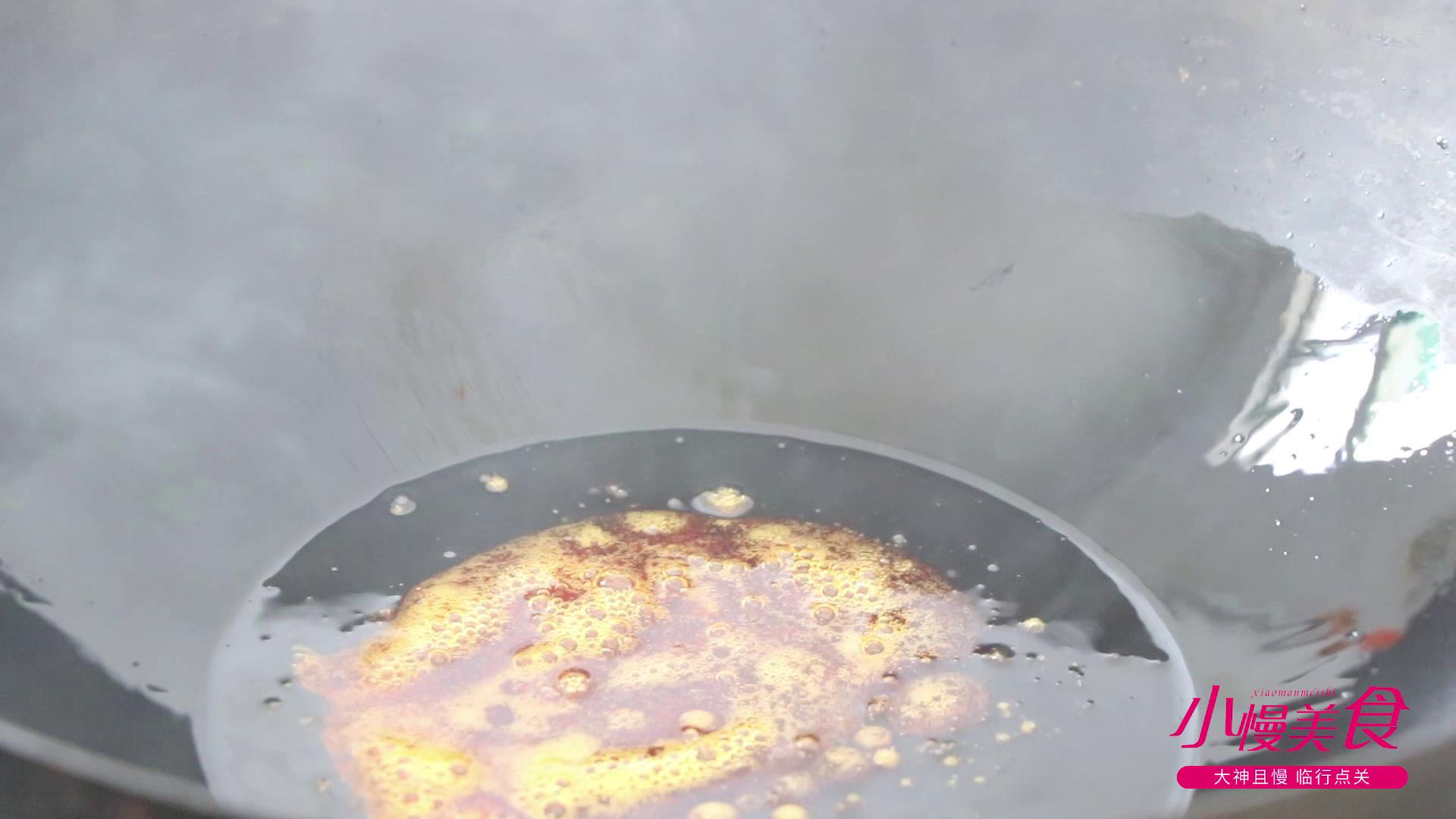 红烧排骨的家常做法最正宗视频,红烧排骨的做法外酥里嫩视频