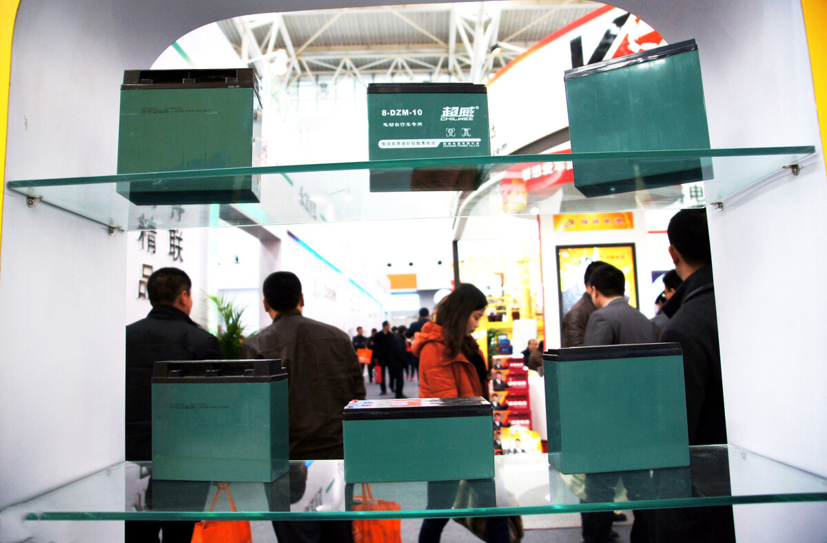 电动车电池如何辨别是否合适,怎么判断电动车电池是否是原装的