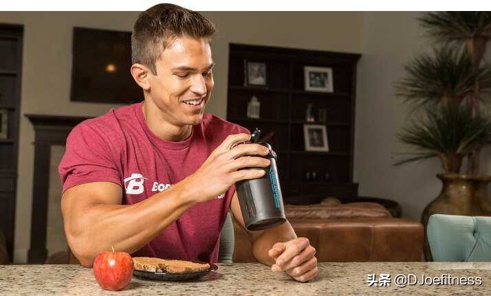 健身新手想增肌有必要吃肌酸吗,健身肌酸的功效与作用