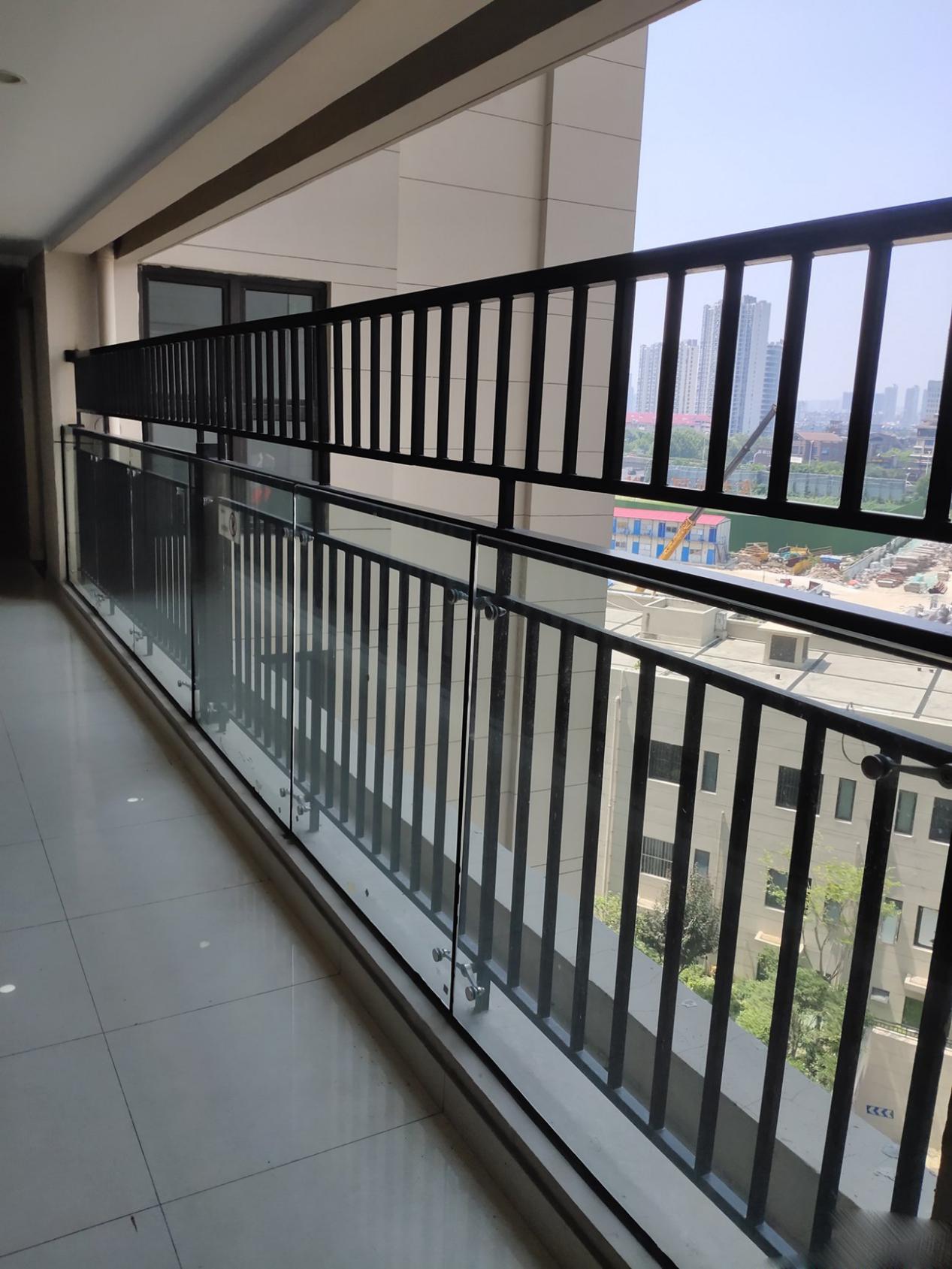 中间带连廊户型采光怎么样,带连廊的南北通透的中户型怎么样