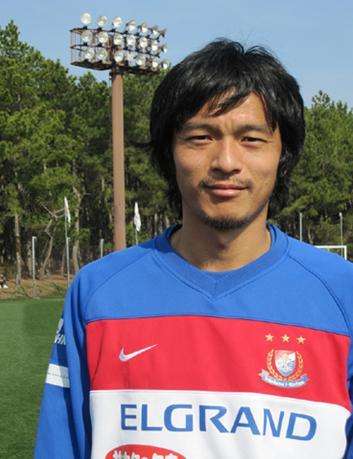 刚离开效力16年豪门就突发心梗离世，FIFA主席赞他日本传奇