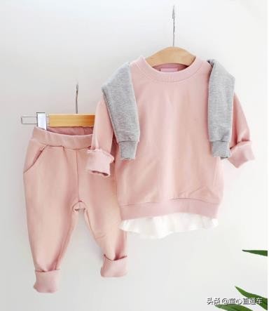 最新童装款式冬装,韩国童装的魅力在于简约的高级感