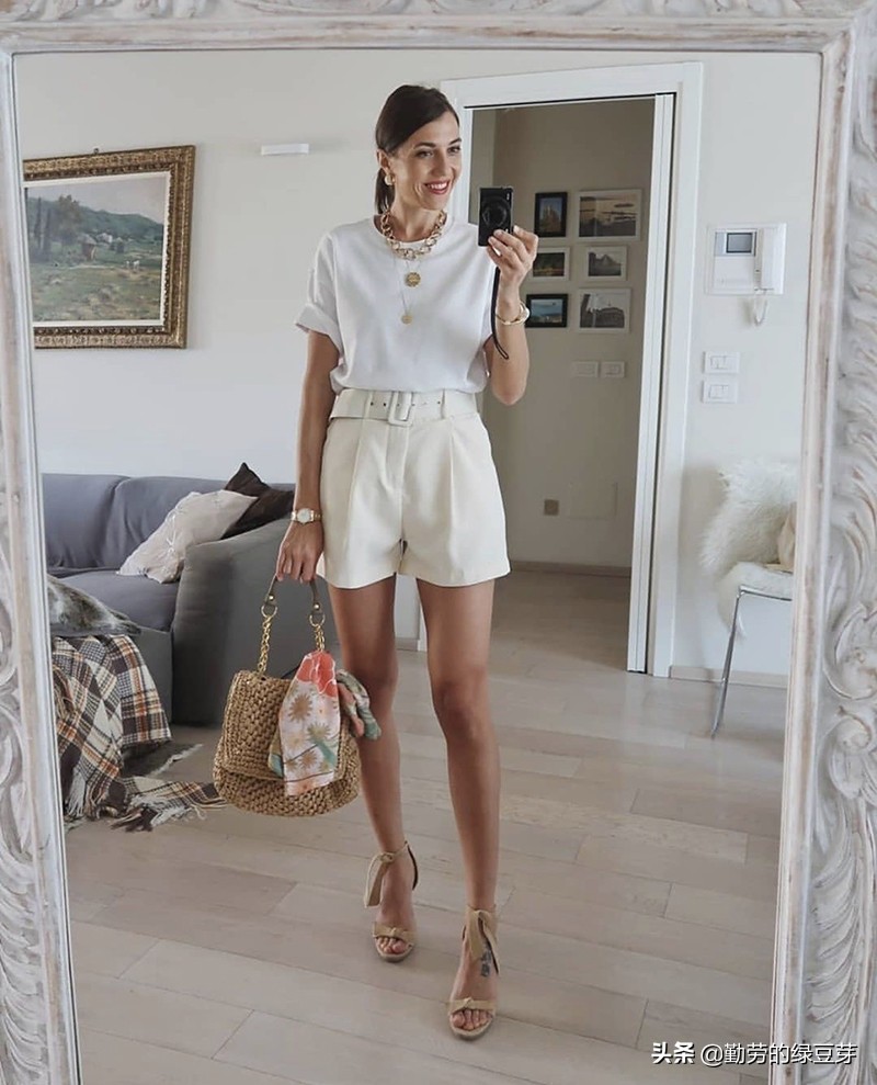 女士雪纺衫穿搭方法30岁,女士雪纺衫穿搭技巧