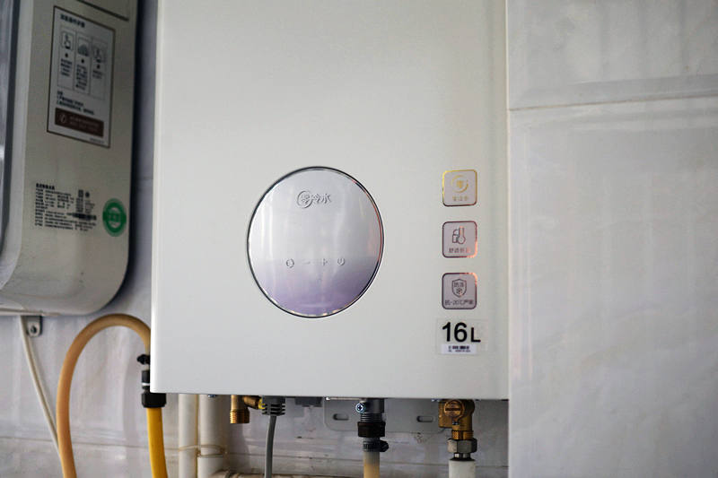 佳尼特燃气热水器和史密斯区别,ao史密斯佳尼特燃气热水器测评