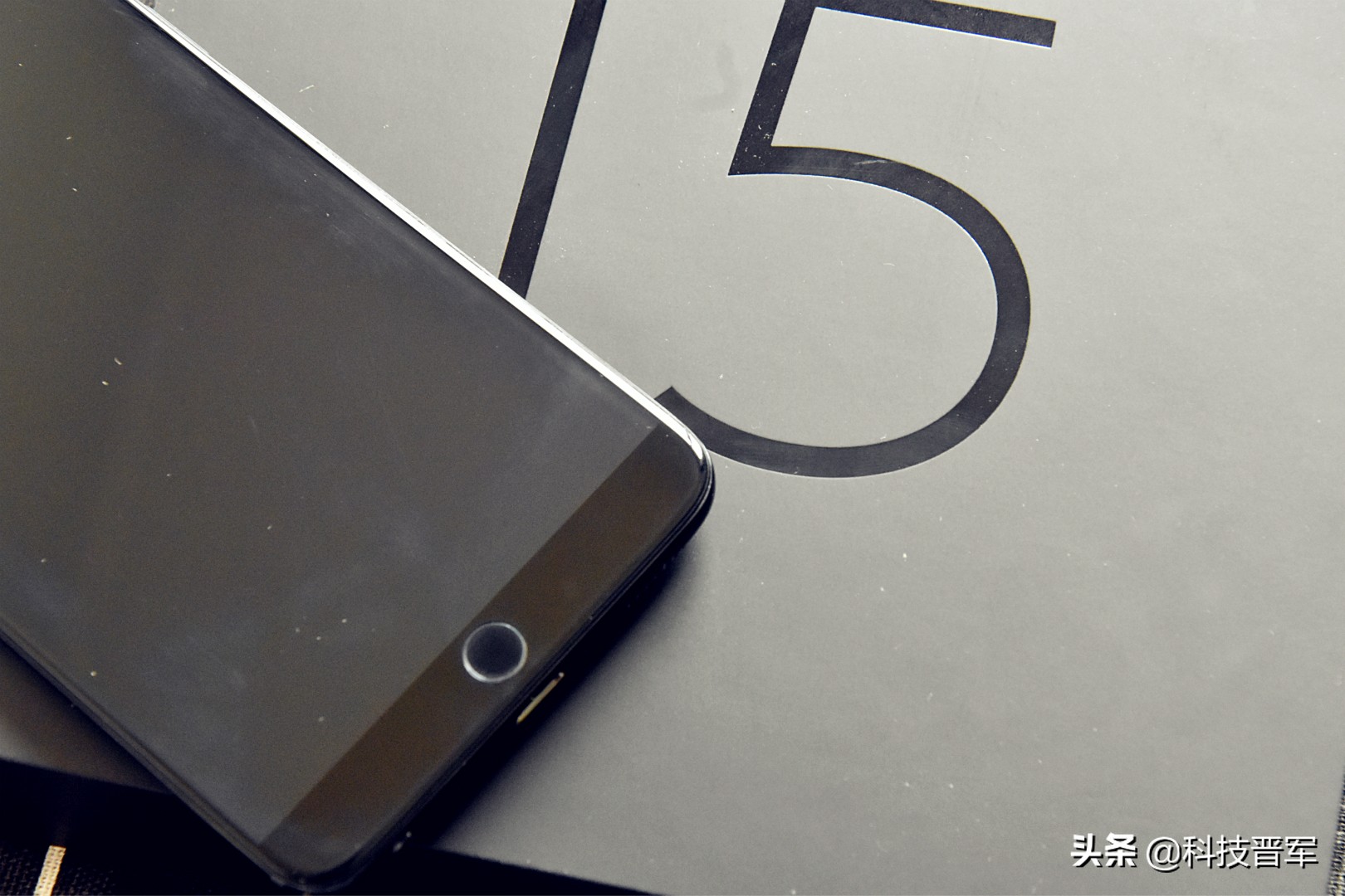 魅族15全面体验评测,魅族15最值得入手的版本