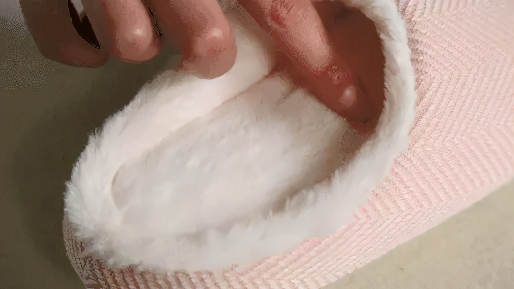 乳胶做枕头,用乳胶做的枕头