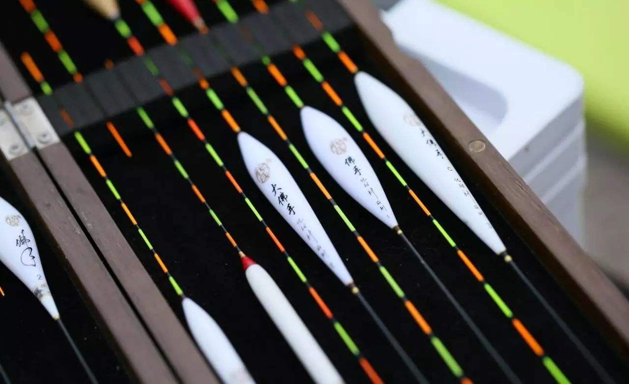 纳米和芦苇两种浮漂哪个灵敏度高,纳米浮漂和去壳芦苇浮漂哪个好