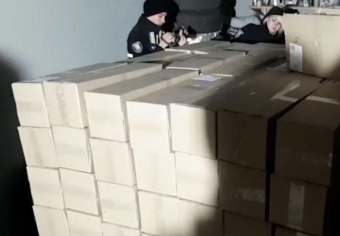 乌克兰街头抢劫,乌克兰小偷完整视频