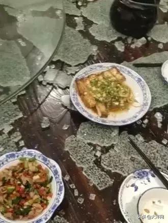餐桌玻璃炸裂能修复吗,玻璃餐桌爆裂