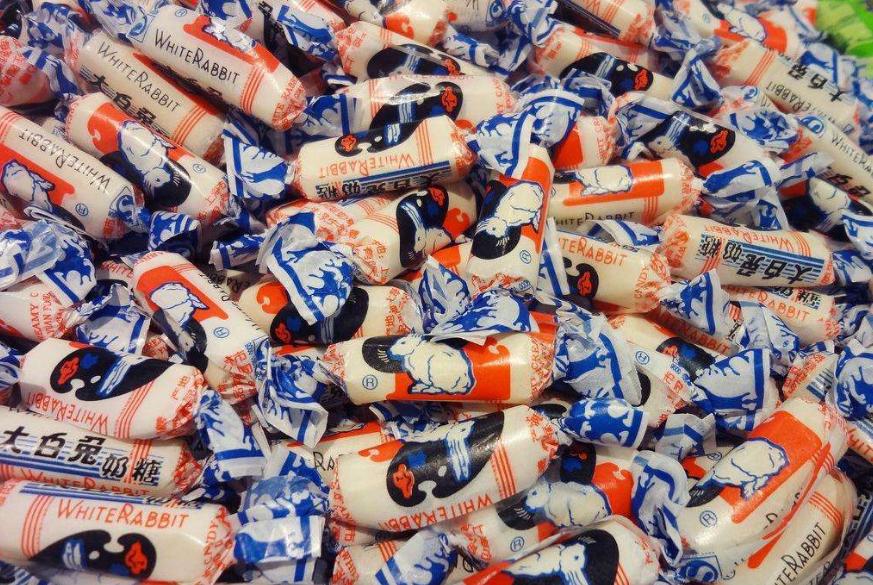 上课偷吃零食推荐学生党必备糖果,学生好吃糖果推荐价格便宜