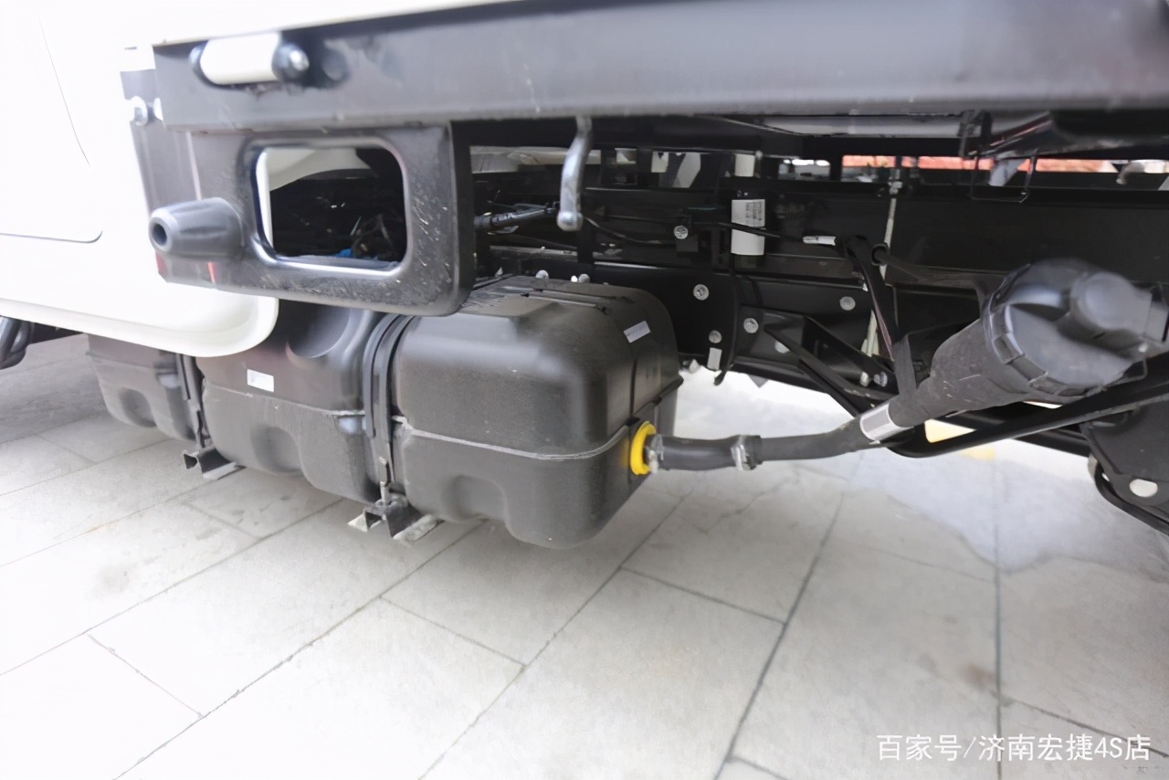 江淮恺达x6单排参数,江淮恺达x6排半货箱尺寸