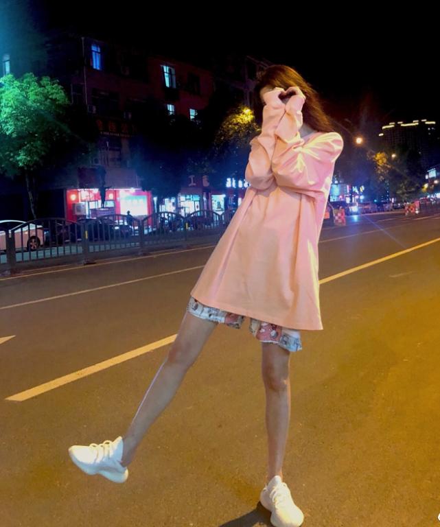 哈妮克孜的梨形身材,哈妮克孜魔鬼身材