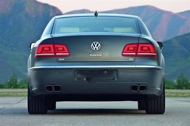 迈腾标志有哪些,辉腾迈腾车标下的字母区别