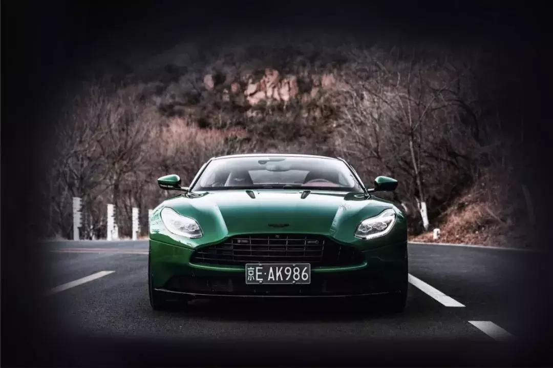 夏东阿斯顿马丁db11试驾,嗜驾
