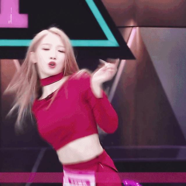 《创造营》一登场，今年选秀综艺终于凭实力出圈了