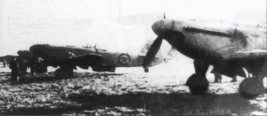 「少数派报告」金刚山上千里马—战争初期的朝鲜人民军空军(3)