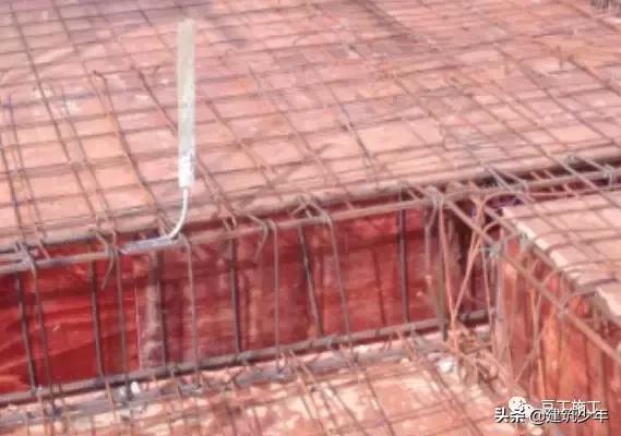 水电预埋施工的详细步骤,工地水电前期预埋和后期施工