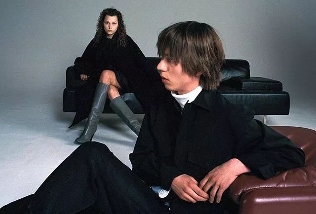 日本潮人穿解放鞋,日本潮人冬季穿搭