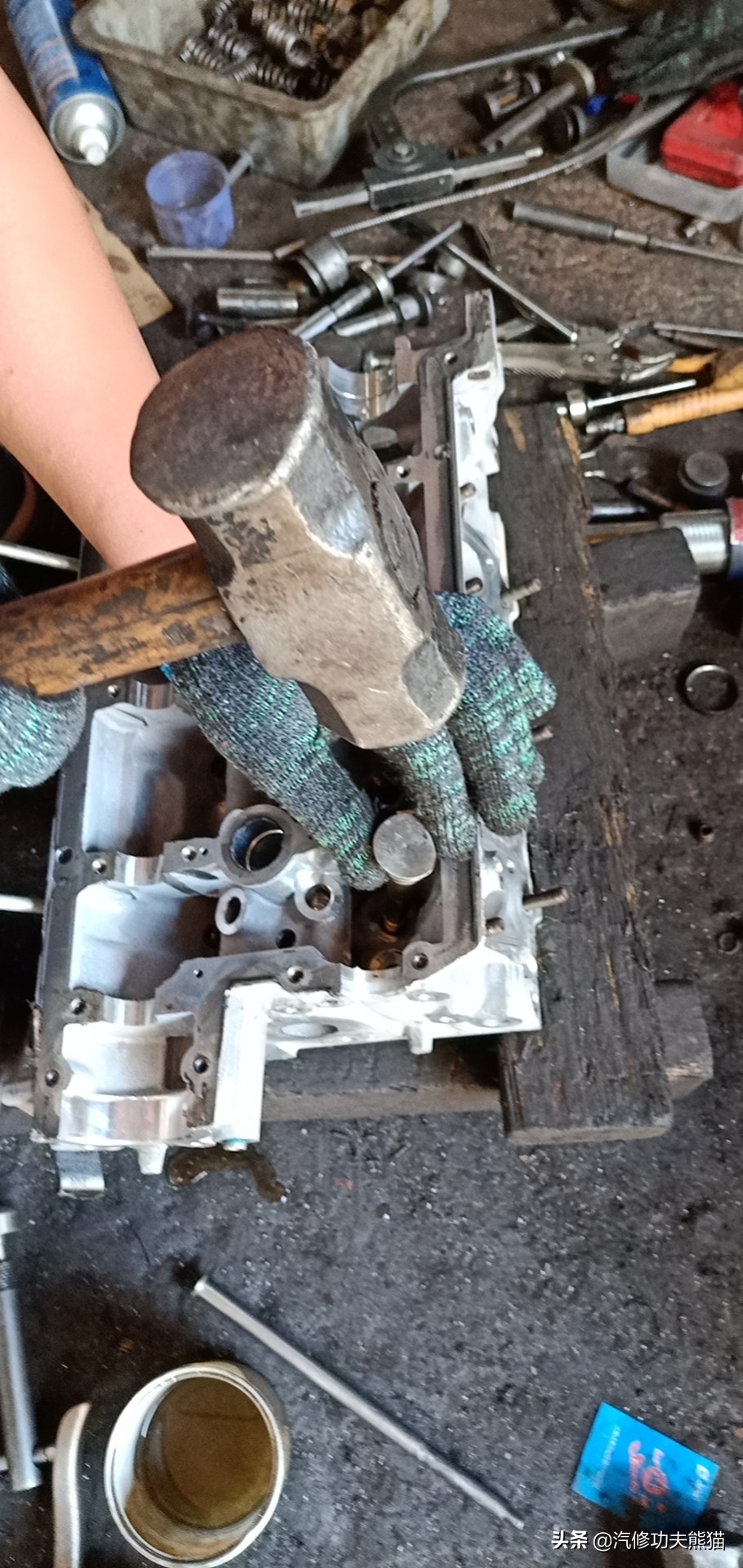 奥迪a8烧机油吗48v轻混,奥迪a8烧机油一千公里烧0.5正常吗