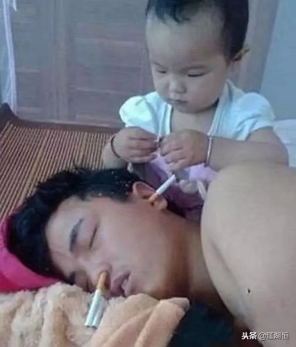 孩子爸爸老当着孩子抽烟怎么办,孩子爸爸老在家抽烟怎么办