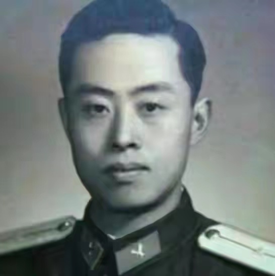 李银桥:跟随毛主席15年的警卫员,离开赴职时,毛主席掉了眼泪