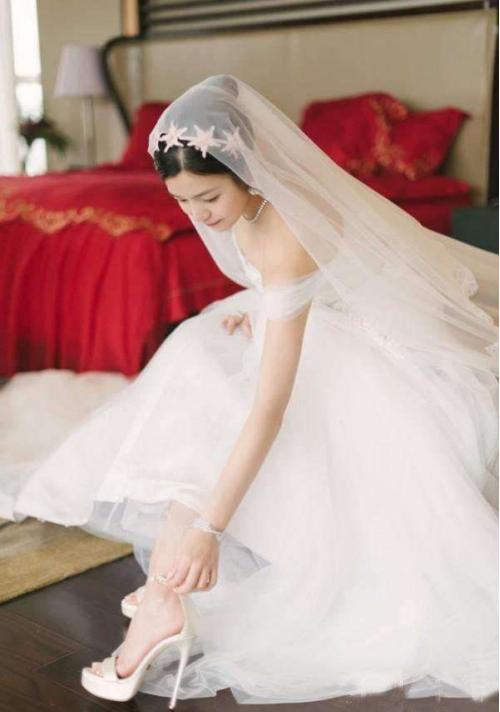 结婚的时候穿新郎的鞋,结婚的时候穿的鞋