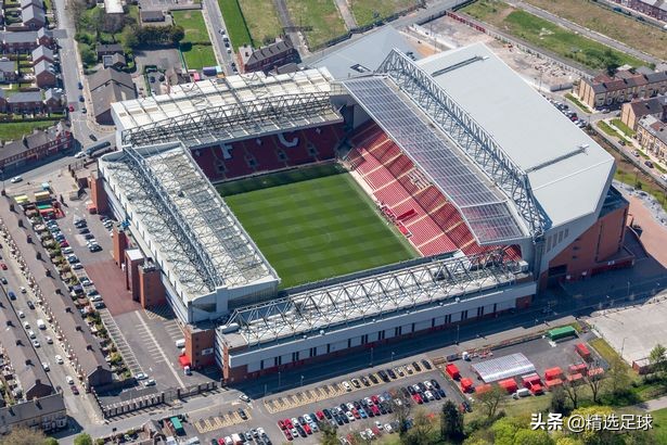 著名足球场图片,足球场唯美的图片