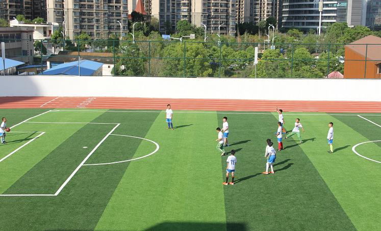 昆明奋进杯足球赛,芳草地国际学校昆明女子足球队