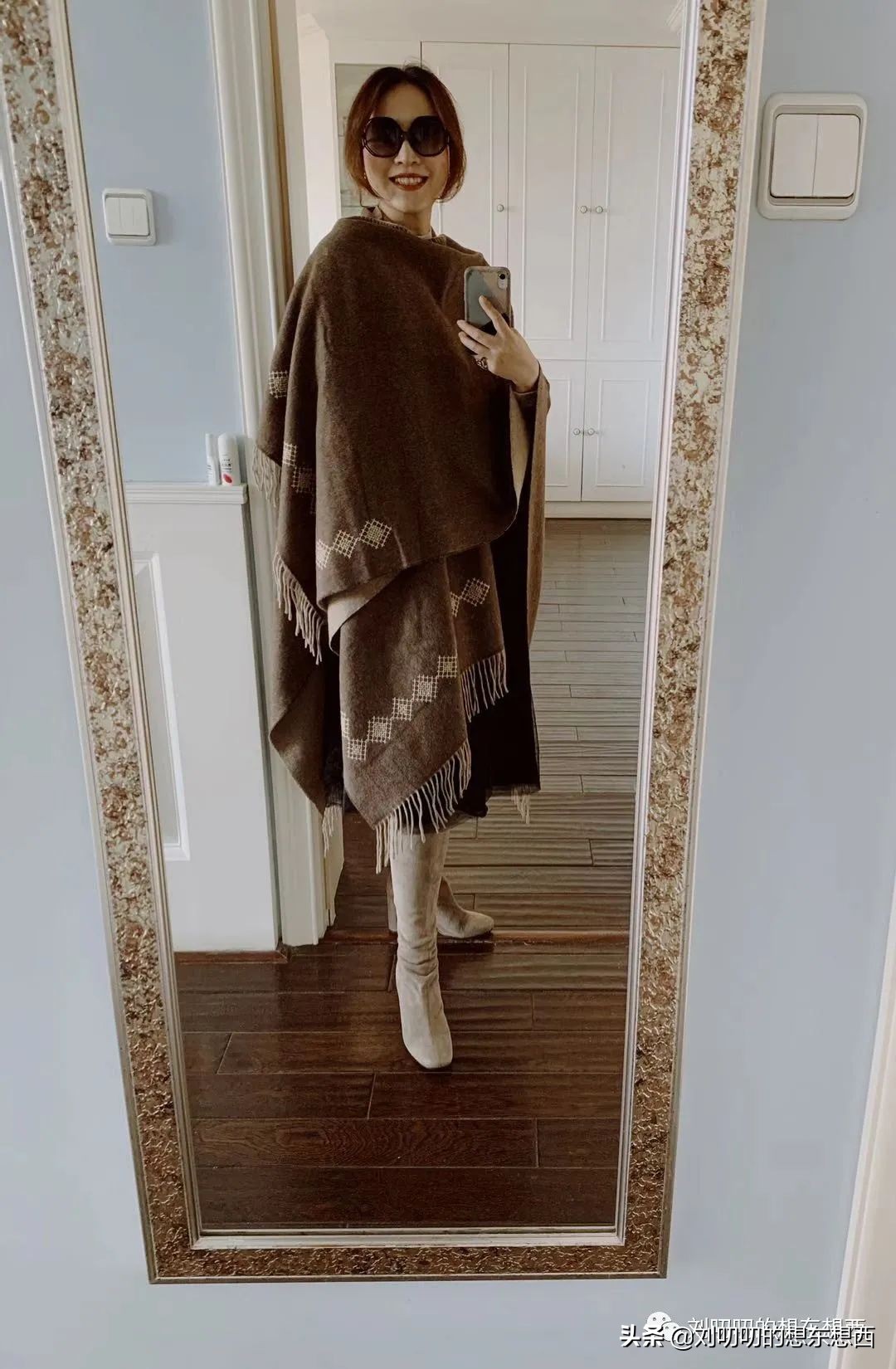 清冷风穿搭高级感冬,冬季素色长衣外套搭配