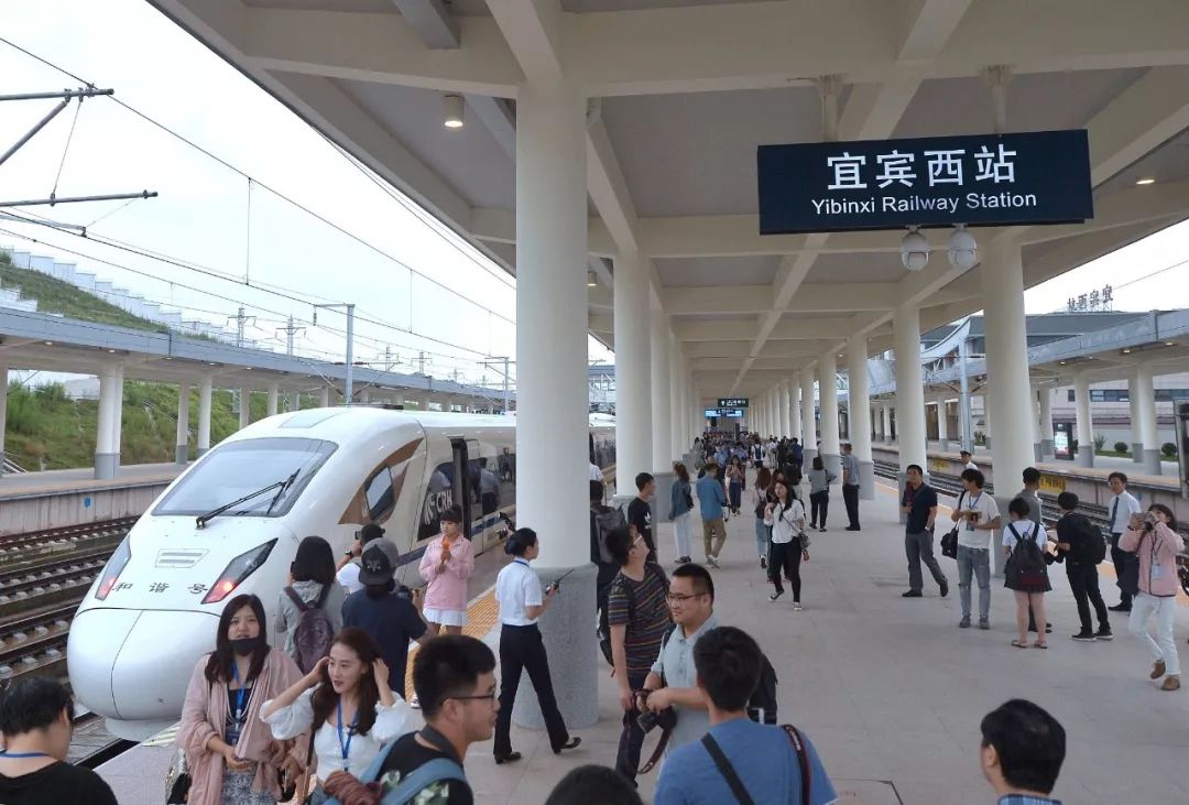 成都到云南动车路线图最新,成都到云南春节自驾攻略