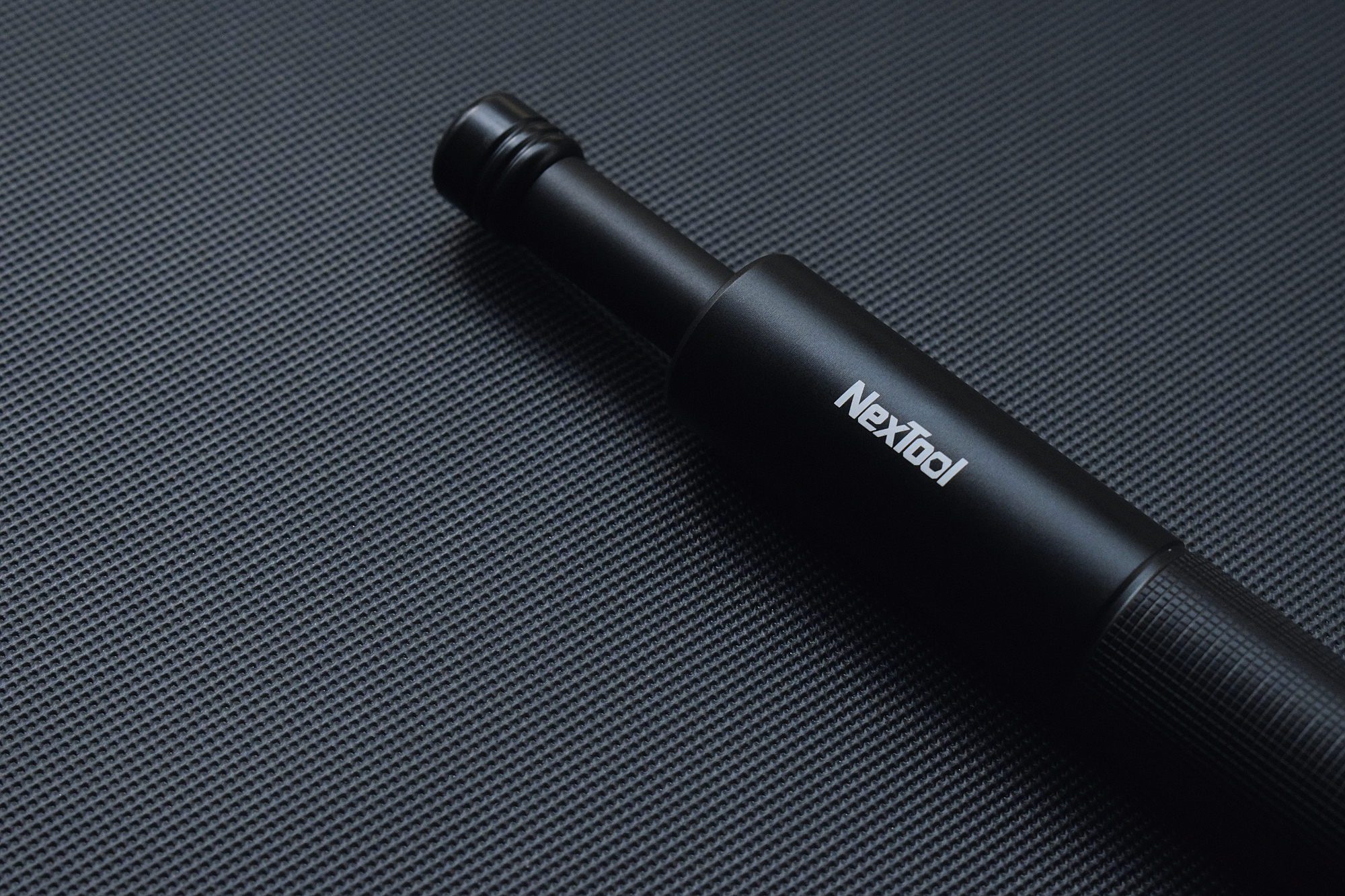 随身防护迅雷之势！——纳拓雷电安全求生伸缩棒体验