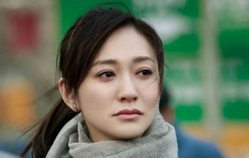 人间*物尤**李小冉：被“大哥”恐吓4年，为导演流产2次，转嫁男闺蜜