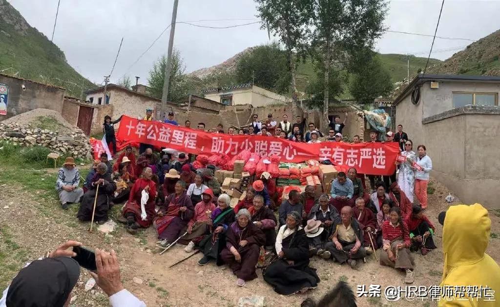 武汉疫情武汉小伙捐15万口罩,东北小伙网红疫情捐款1亿