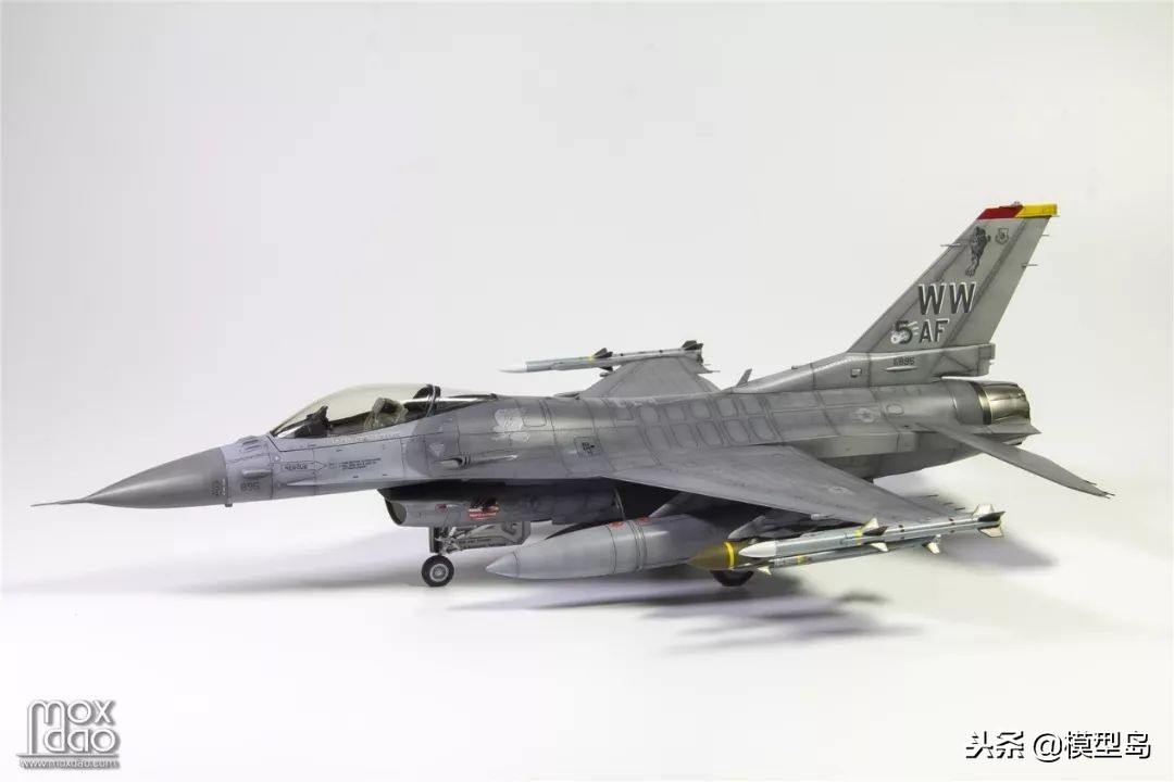 田宫bf109战斗机拼装模型,田宫1:16模型