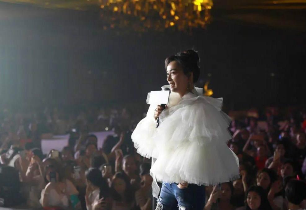 中国最牛微商：年销售达百亿，拥有766万代理，林志玲为其代言