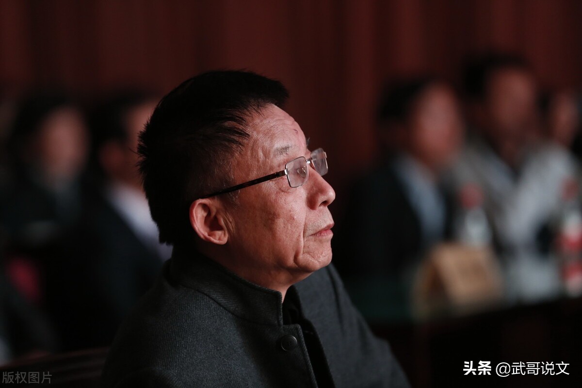 余秋雨被哪些人骂过,那些被历史抹黑的人