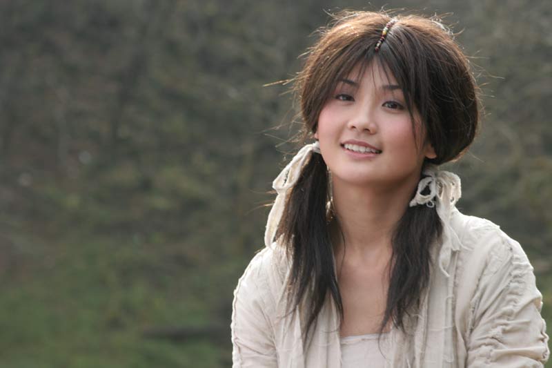 女星扮丑演戏,倪妮莫文蔚