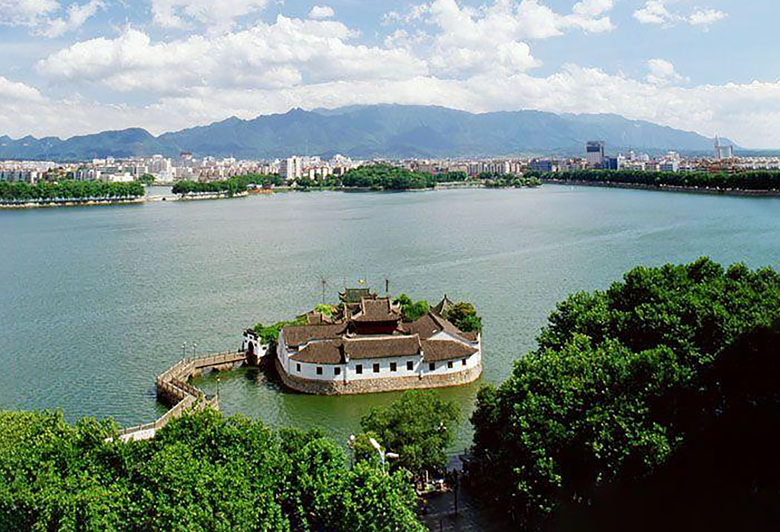 江西省九江城市漂亮吗,江西九江有哪些山