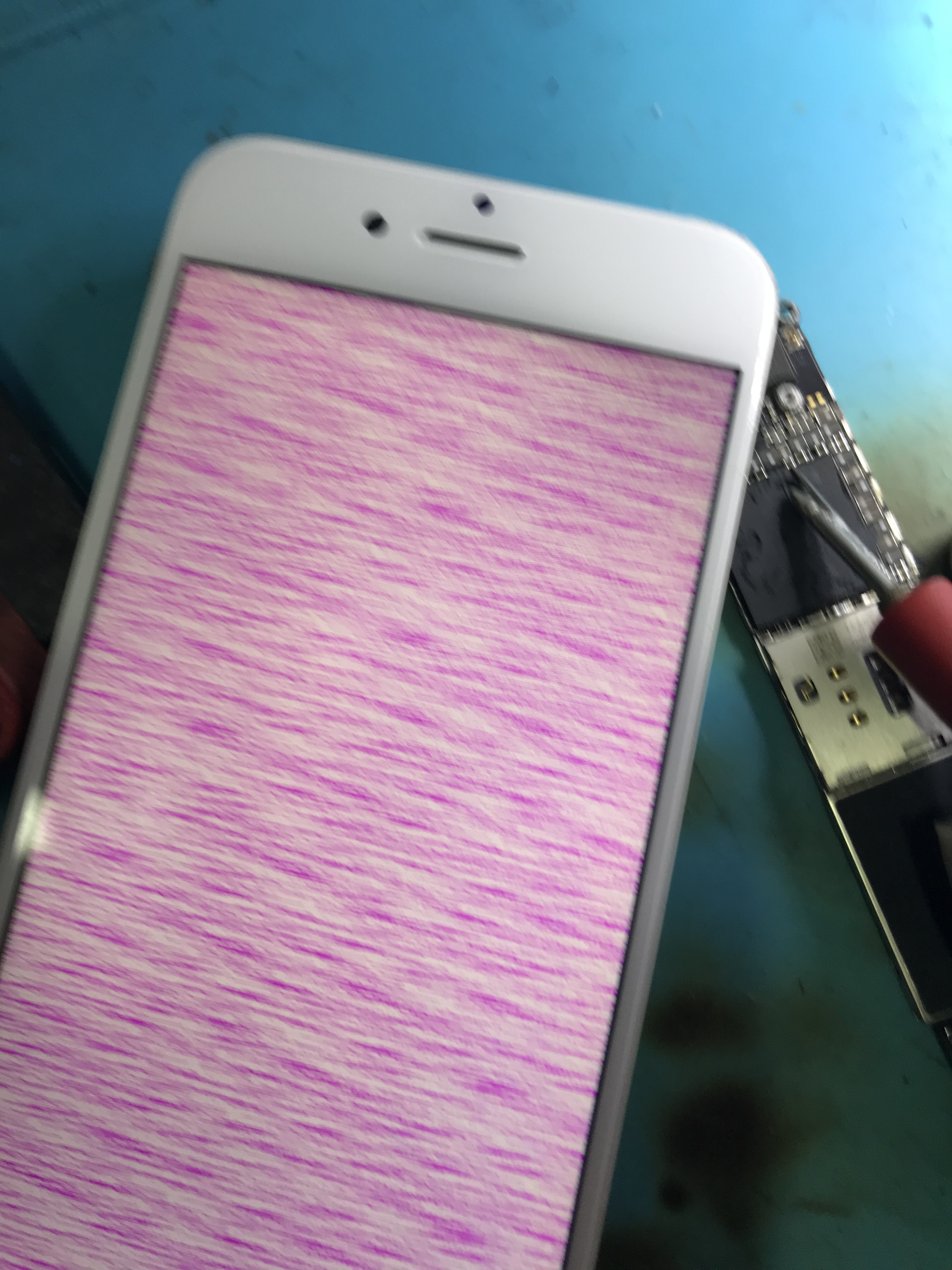 苹果6s不停重启花屏,苹果6s不间断重启