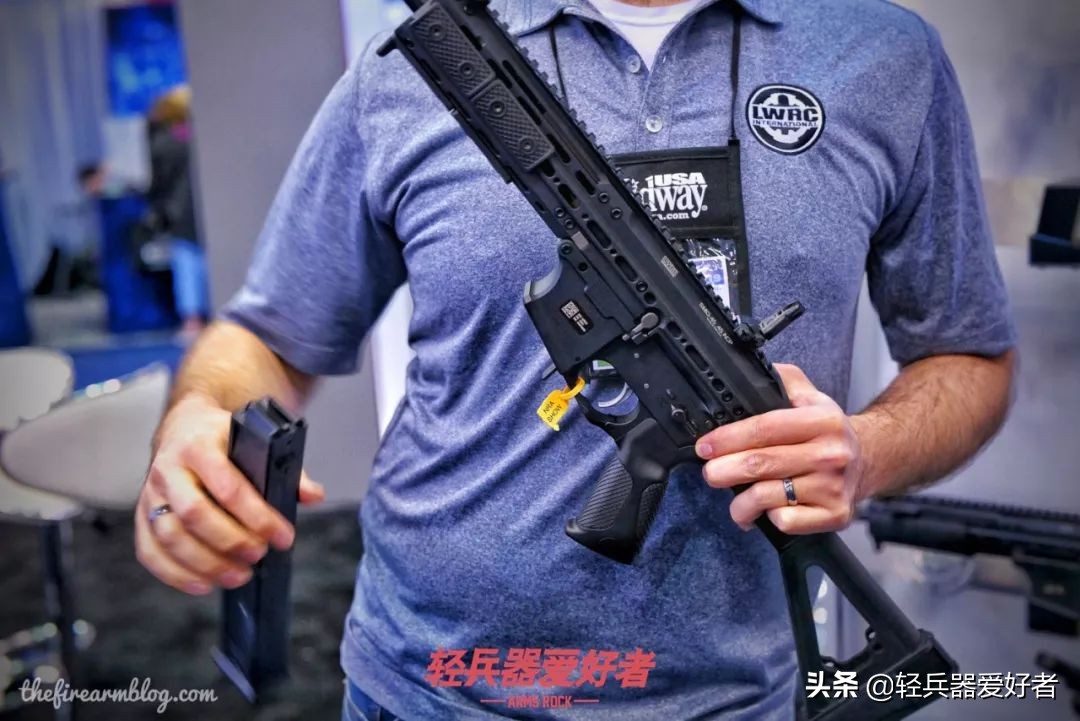 ump45冲锋枪实战射击视频,美国特警装备ump45冲锋枪