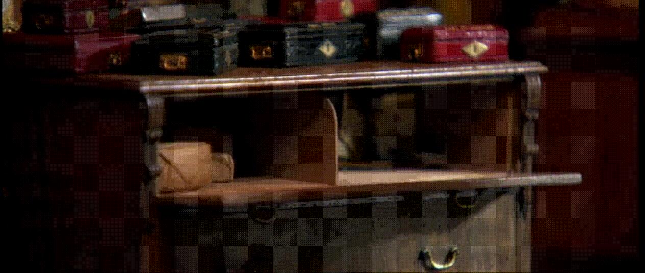 娃娃屋玩家,英国女王与玛丽王后