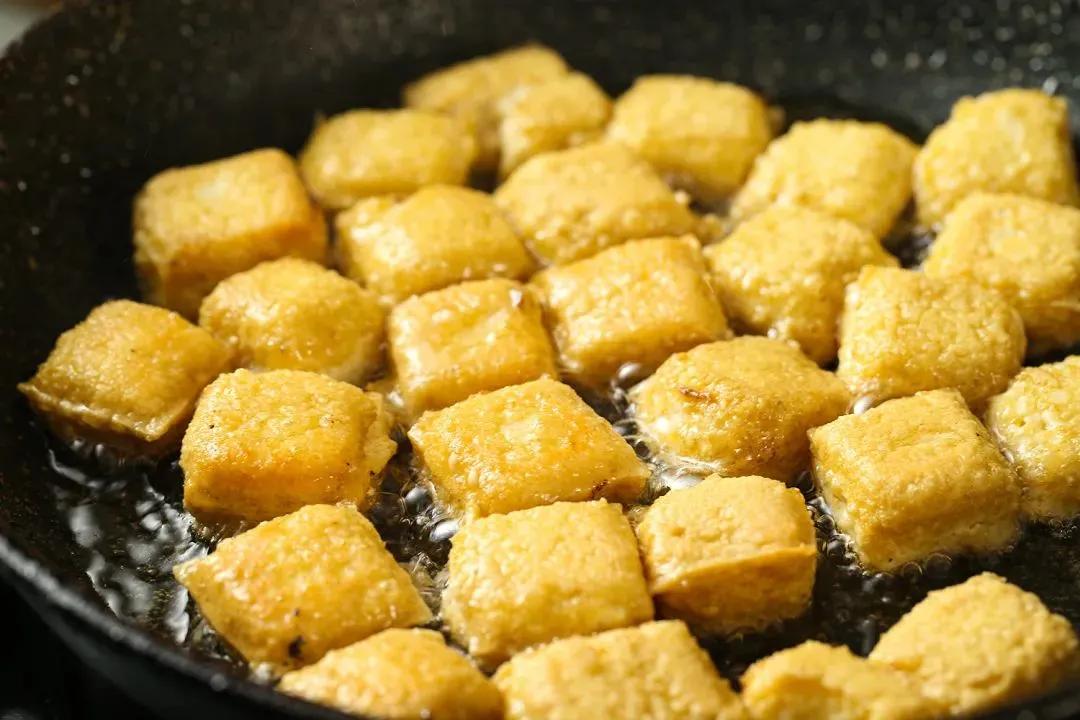 重庆亚太商谷美食,贵州小豆腐哪里最正宗好吃