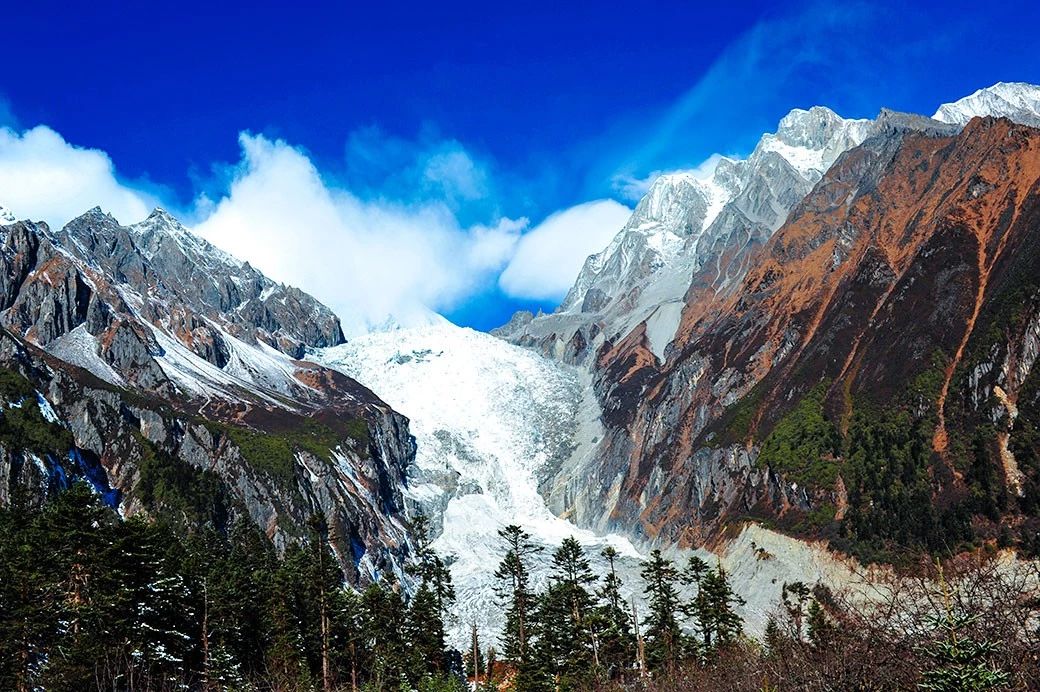 川西到底有什么魔力吸引着,川西为啥旅游资源多