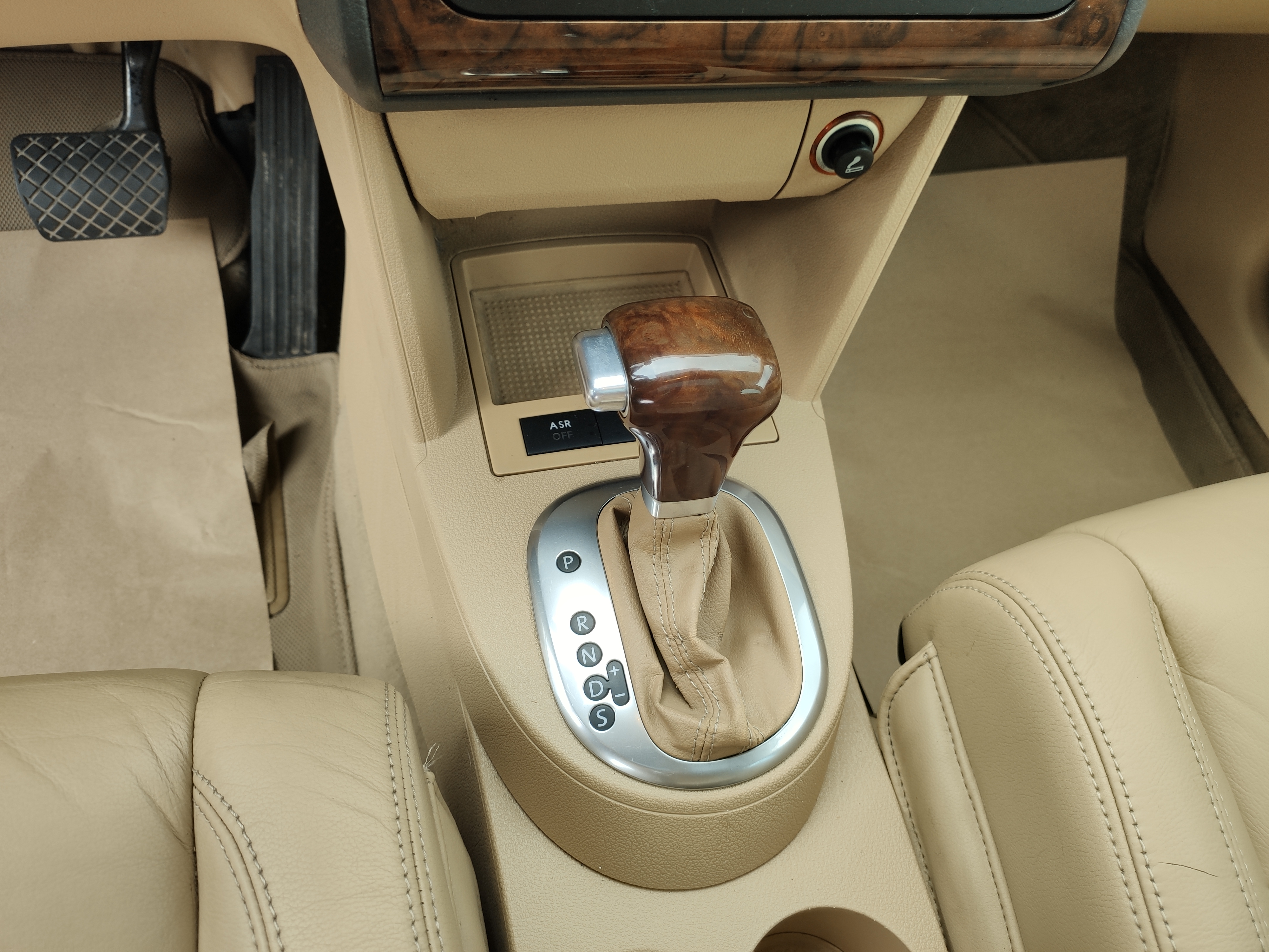 大众途安suv5座二手车,2008款大众途安mpv现在值多少钱