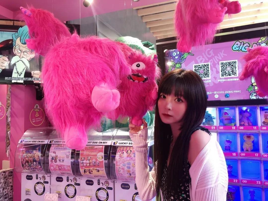 米奇轻松熊,皮卡丘毛绒公仔抓娃娃机