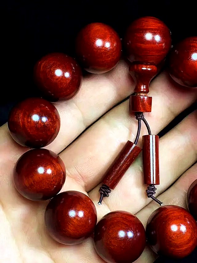 盘紫檀手串的正确手法,盘紫檀珠子怎么盘